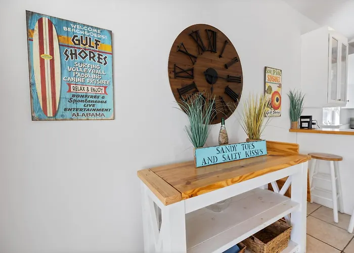 Take It Sea Z Dog-friendly Short Walk To Private Deck Holiday home *