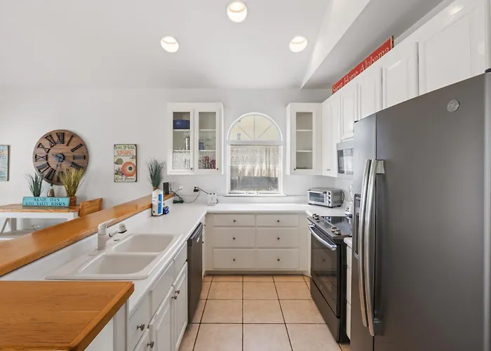 Take It Sea Z Dog-friendly Short Walk To Private Deck * Gulf Shores