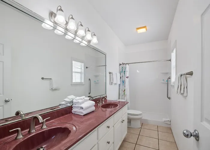 Take It Sea Z Dog-friendly Short Walk To Private Deck Holiday home *
