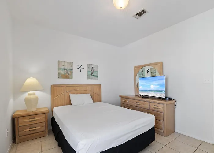 Take It Sea Z Dog-friendly Short Walk To Private Deck Holiday home