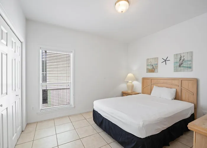 Take It Sea Z Dog-friendly Short Walk To Private Deck
